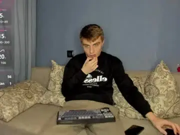 Chaturbate Watch Live Sex Cams of bristlebback