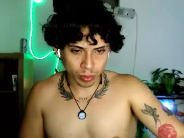 Chaturbate Nude Webcam of no_face_69