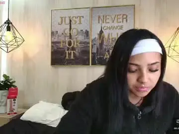 Chaturbate Free Porn Cam of serena_and_zoe