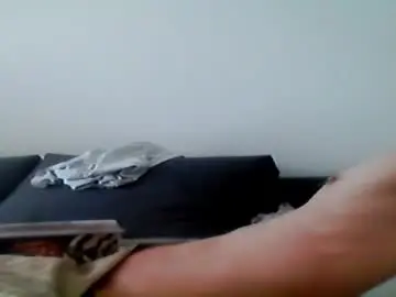Chaturbate Live Sex Cam of hubikush22