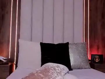 Chaturbate Best live sex cam show of lucysalvatore