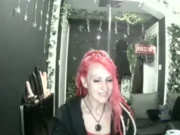 Chaturbate Live Sex Cam of saucysky