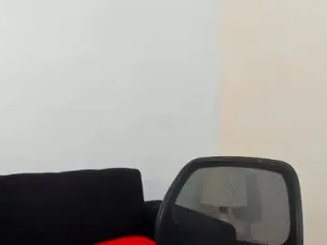 Chaturbate Live Sex Cam of thomas_brandon