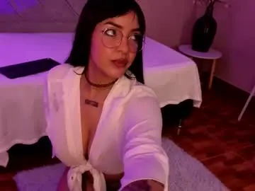 Chaturbate Watch Live Sex Cams of dania22_