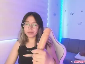 Chaturbate Live Sex Cam of sweettvera_