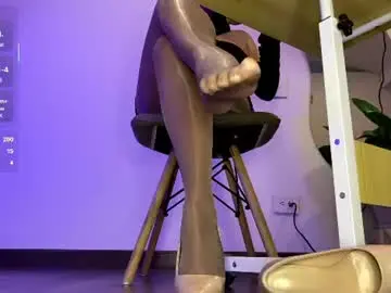 Chaturbate Live Sex of amandasilkheels_