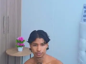 Chaturbate Best live sex cam show of cassian_gold