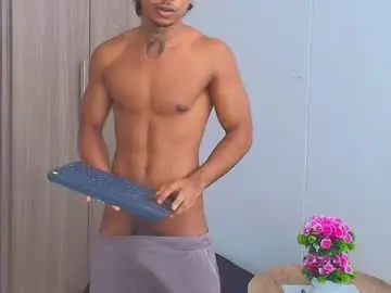Chaturbate Live Sex of cassian_gold