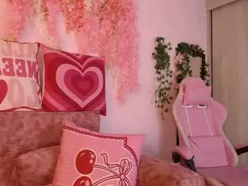 Chaturbate Live Sex Cam of chloe__moon_