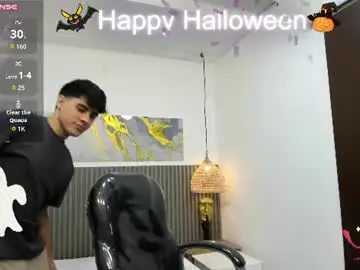 Chaturbate Live Porn of dyla_n18_