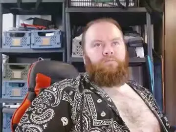 Chaturbate Live Sex Cam of irishdaddy24