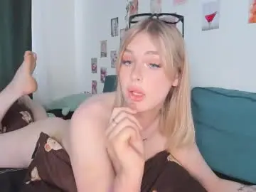 Chaturbate Live Sex of krisi_myrr