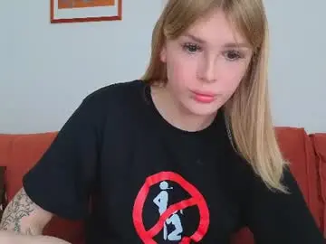 Chaturbate Free Live Porn of krisi_myrr