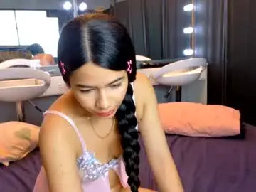 Chaturbate Adult Webcams of littlejennifer18