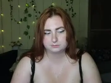 Chaturbate Live Sex Cam of aliciaaared_kis