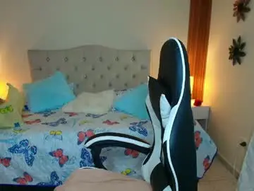 Chaturbate Live Sex of emiily_skinny