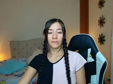 Chaturbate Live Porn of emiily_skinny