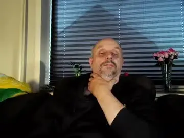 Chaturbate Live Porn of hardmrlazy
