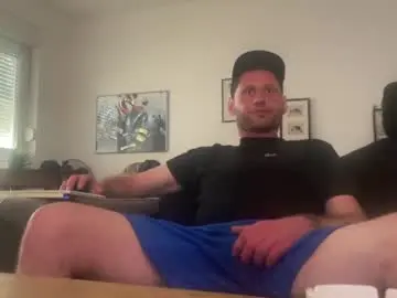 Chaturbate Live Porn of strammer_willi