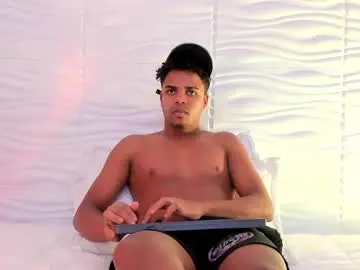 Chaturbate Best live sex cam show of taylorclay_