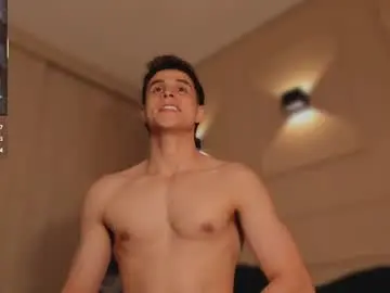 Chaturbate Best live sex cam show of thomklein