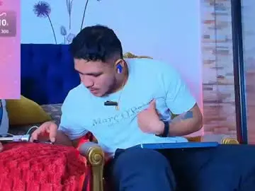 Chaturbate Adult Webcams of ariies13