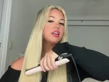 Chaturbate Sex Cam of averybabyyx