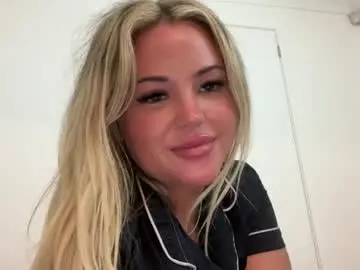 Chaturbate Watch Live Sex Cams of averybabyyx