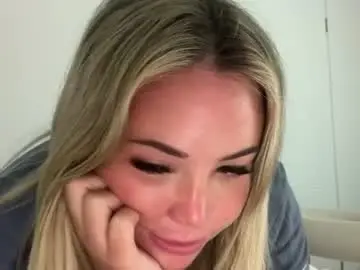 Chaturbate Sex Chat of averybabyyx
