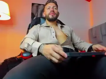Chaturbate Sex Chat of dimitri_master