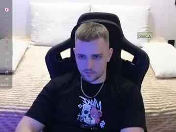 Chaturbate Free Porn Cam of larstar01