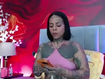 Chaturbate Live Sex Cam of tattoo_baby696