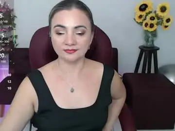 Chaturbate Free Live Porn of lilly_milf