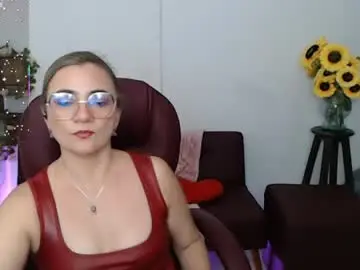 Chaturbate Adult Video Chat of lilly_milf