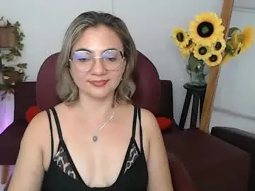 Chaturbate Live Porn of lilly_milf
