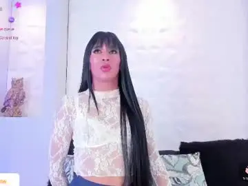Chaturbate Live Porn of loren_whitee