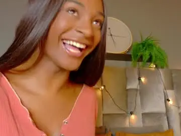 Chaturbate Watch Live Sex Cams of nahomicampbell_