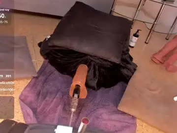 Chaturbate Live Sex Cam of noah_katz