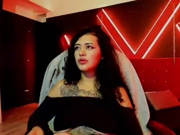 Chaturbate Live Sex Cam of zoe_lara_34