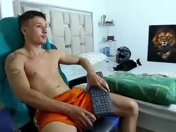 Chaturbate Adult Video Chat of andrew_lover21
