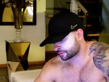 Chaturbate Live Sex Cam of lukhass