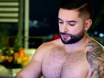 Chaturbate Live Sex Cam of lukhass