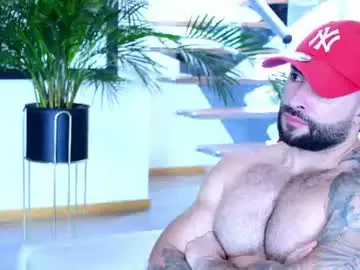 Chaturbate Best live sex cam show of lukhass