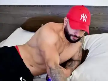 Chaturbate Live Sex Cam of lukhass
