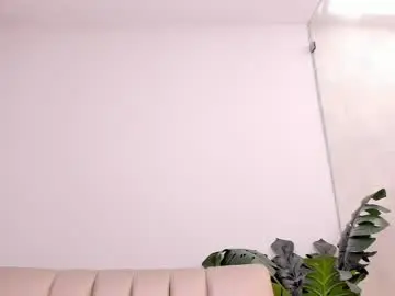 Chaturbate Live Sex Cam of milaowens