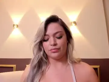 Chaturbate Live Sex Cam of milaowens