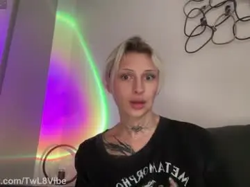 Chaturbate Adult Video Chat of twl8vibe