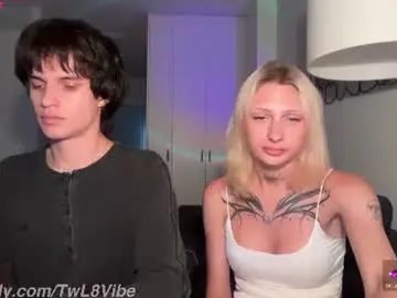 Chaturbate Sex Cam of twl8vibe