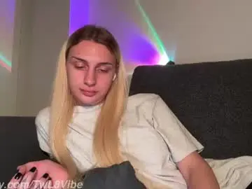 Chaturbate Live Sex of twl8vibe