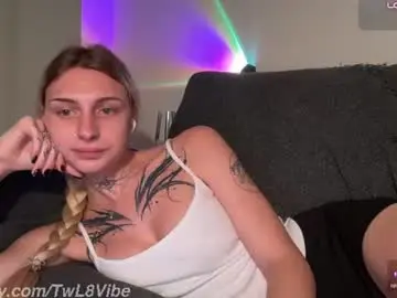 Chaturbate Sex Cam of twl8vibe